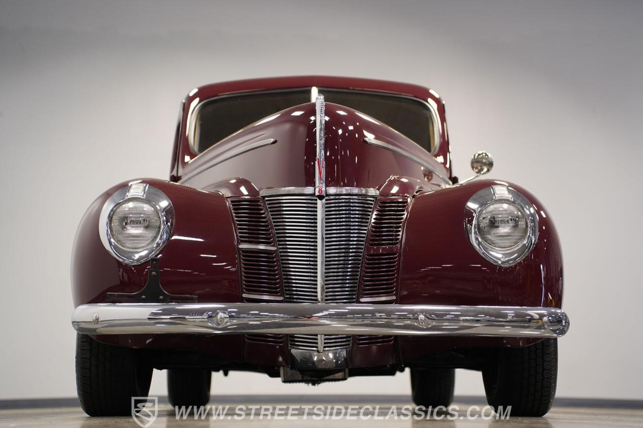 1940 Ford Deluxe Business Coupe Restomod
