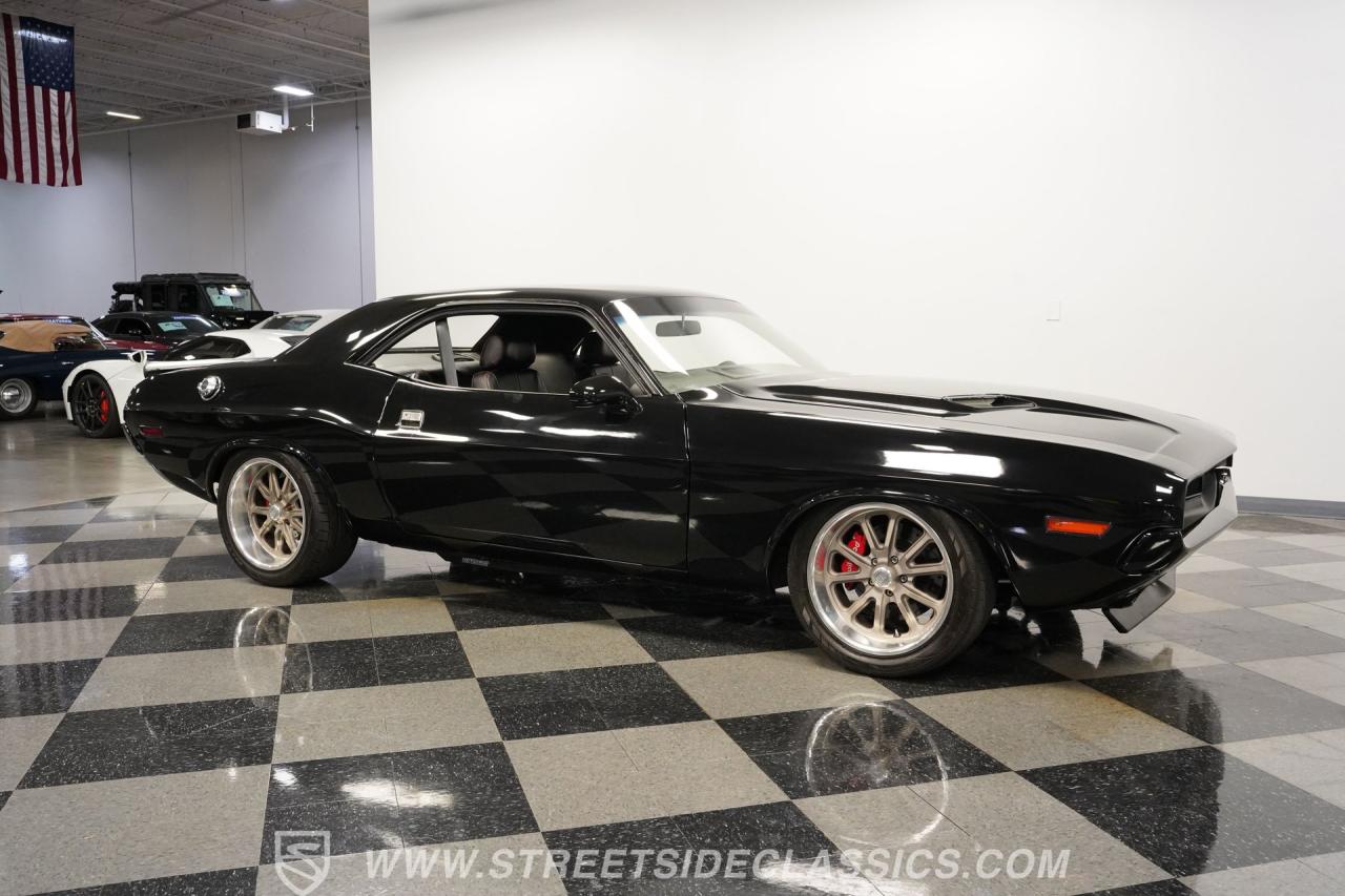 1971 Dodge Challenger HEMI Restomod