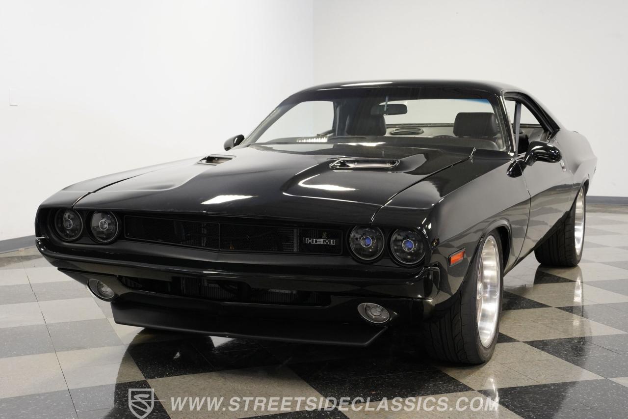 1971 Dodge Challenger HEMI Restomod