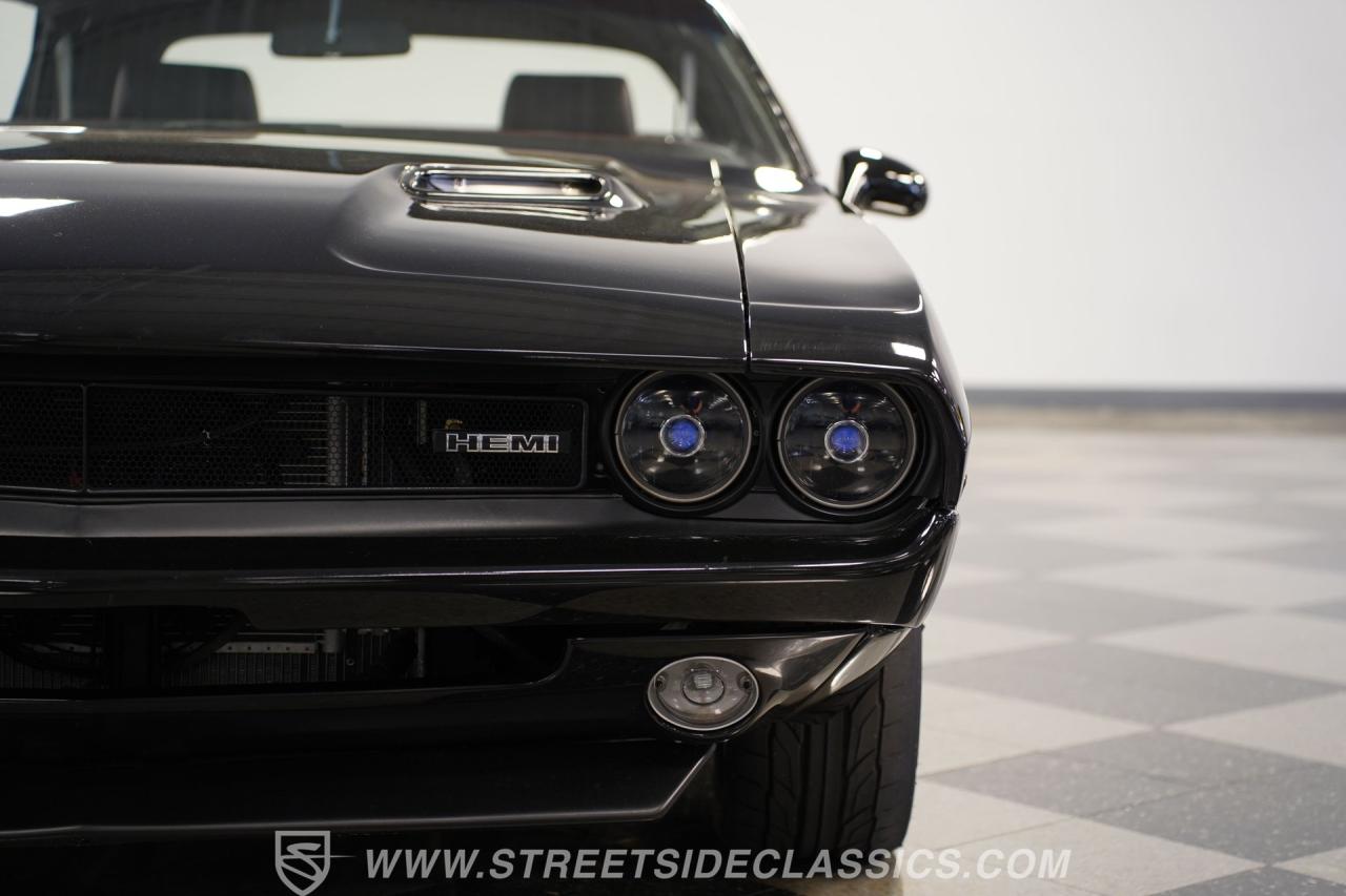 1971 Dodge Challenger HEMI Restomod