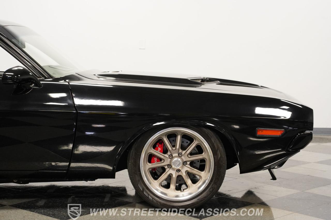 1971 Dodge Challenger HEMI Restomod