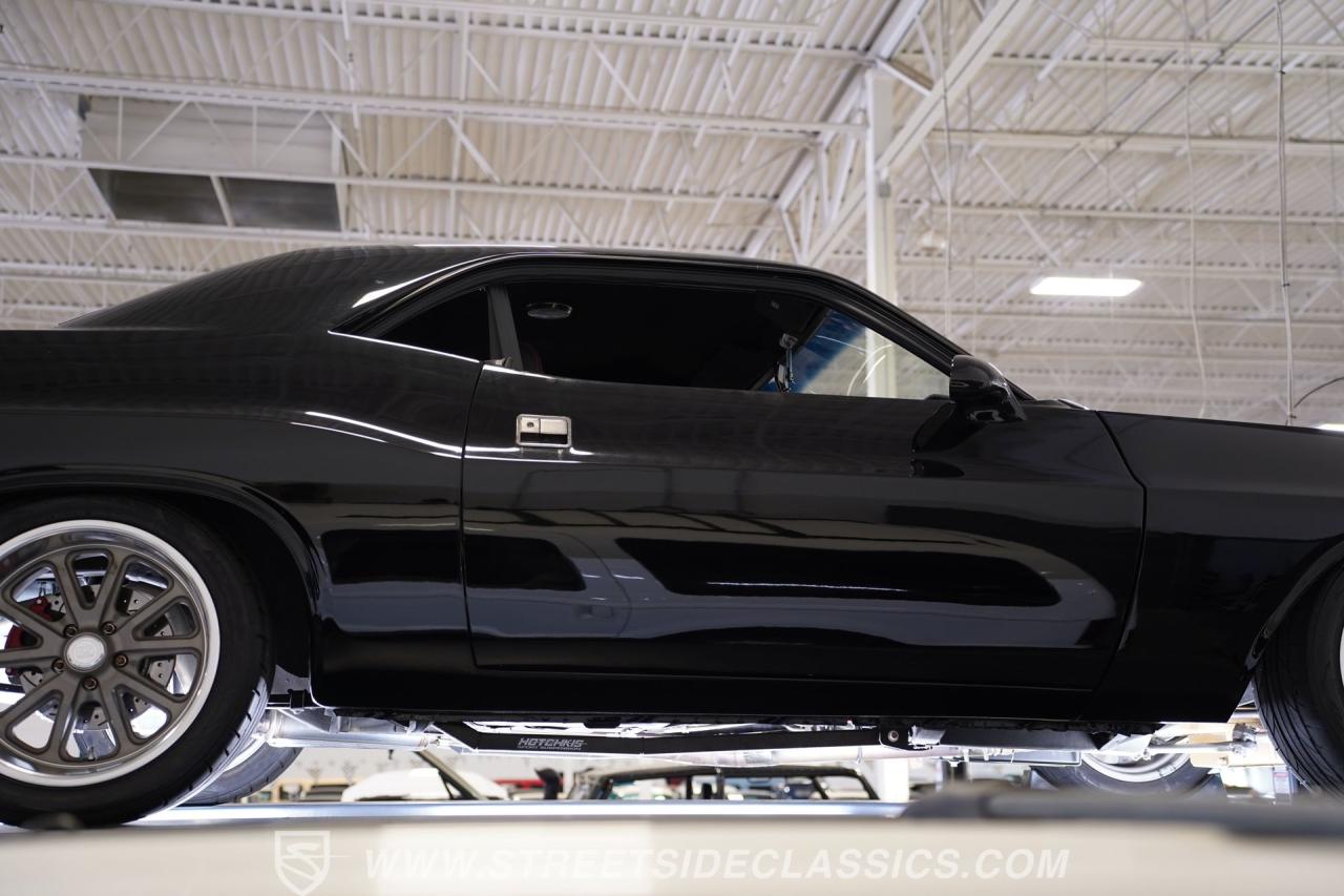 1971 Dodge Challenger HEMI Restomod
