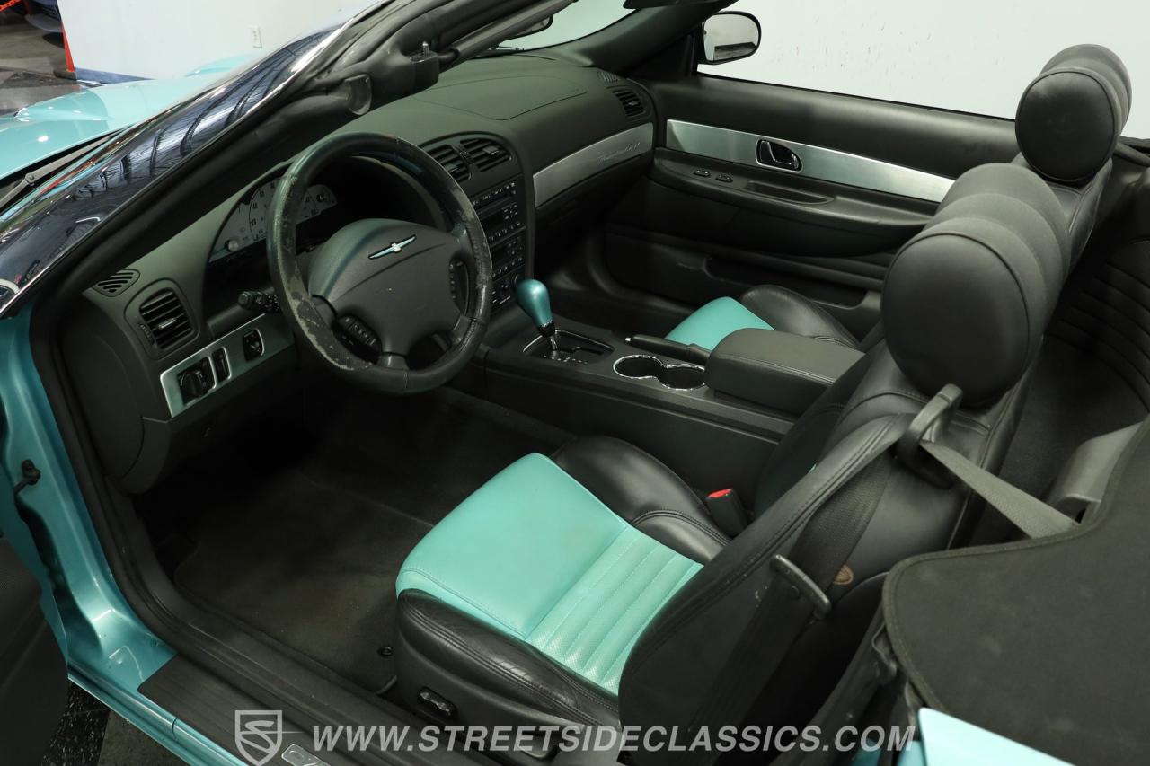 2002 Ford Thunderbird