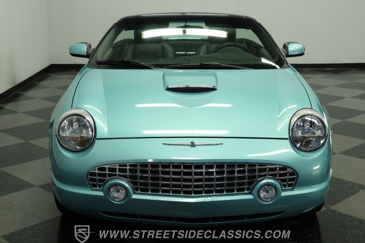 2002 Ford Thunderbird
