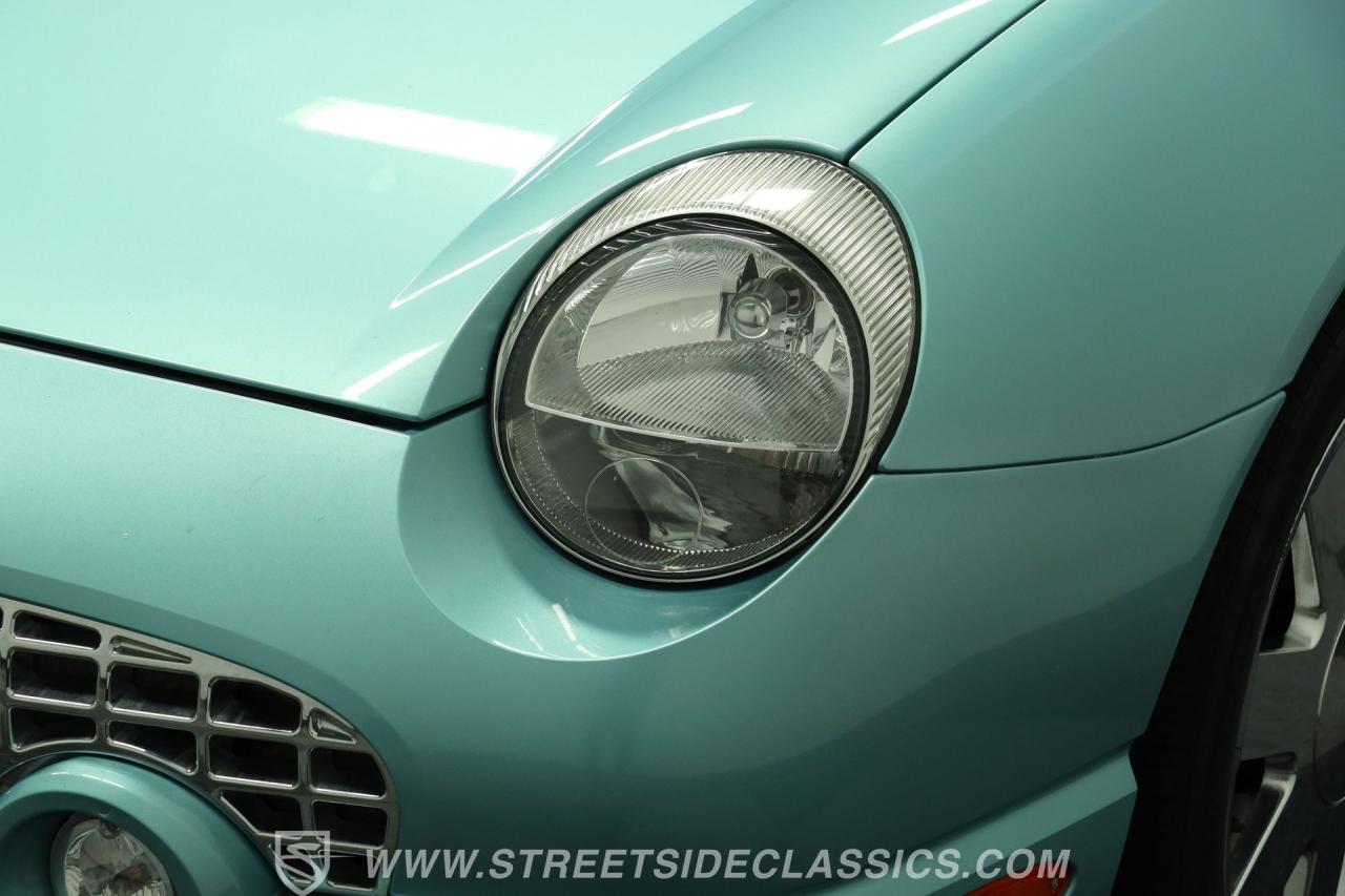 2002 Ford Thunderbird