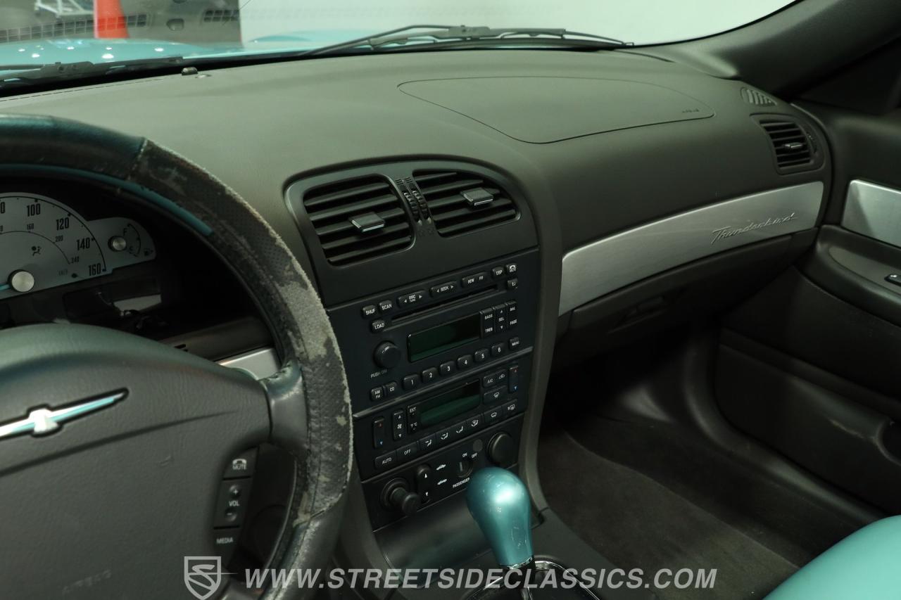 2002 Ford Thunderbird