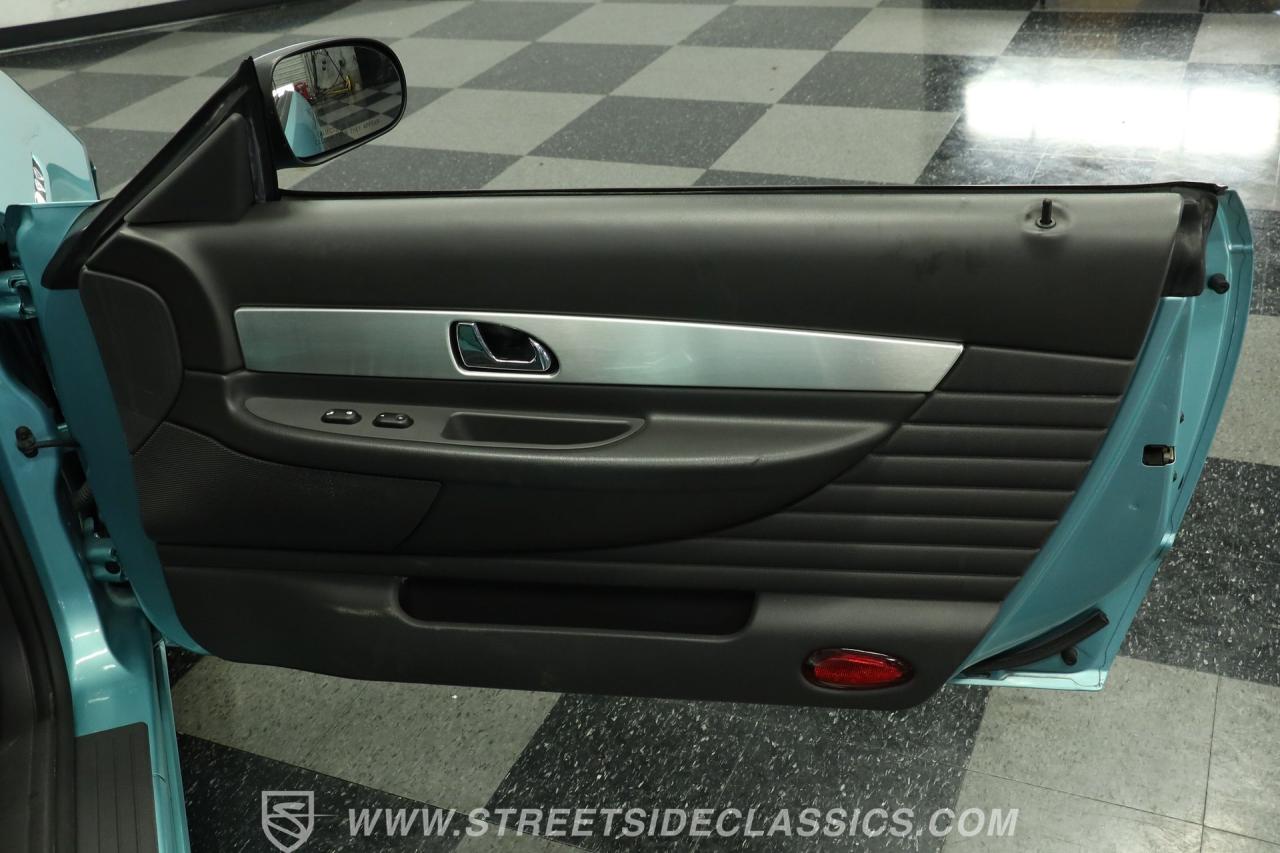 2002 Ford Thunderbird