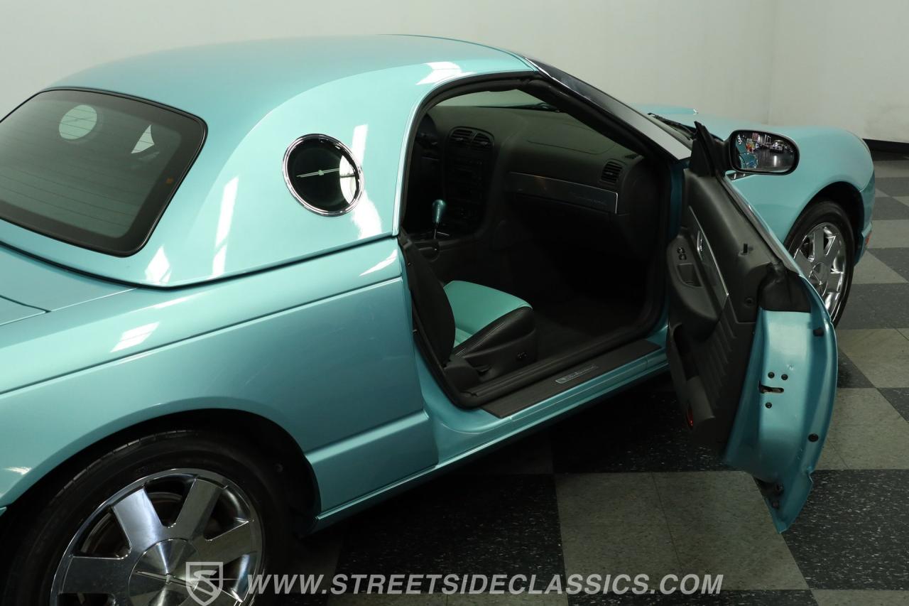 2002 Ford Thunderbird