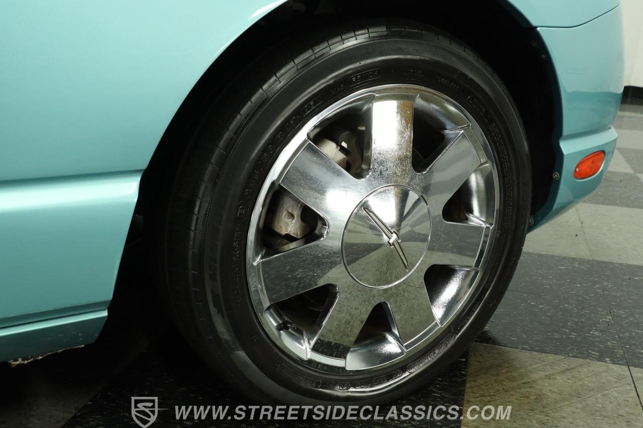 2002 Ford Thunderbird