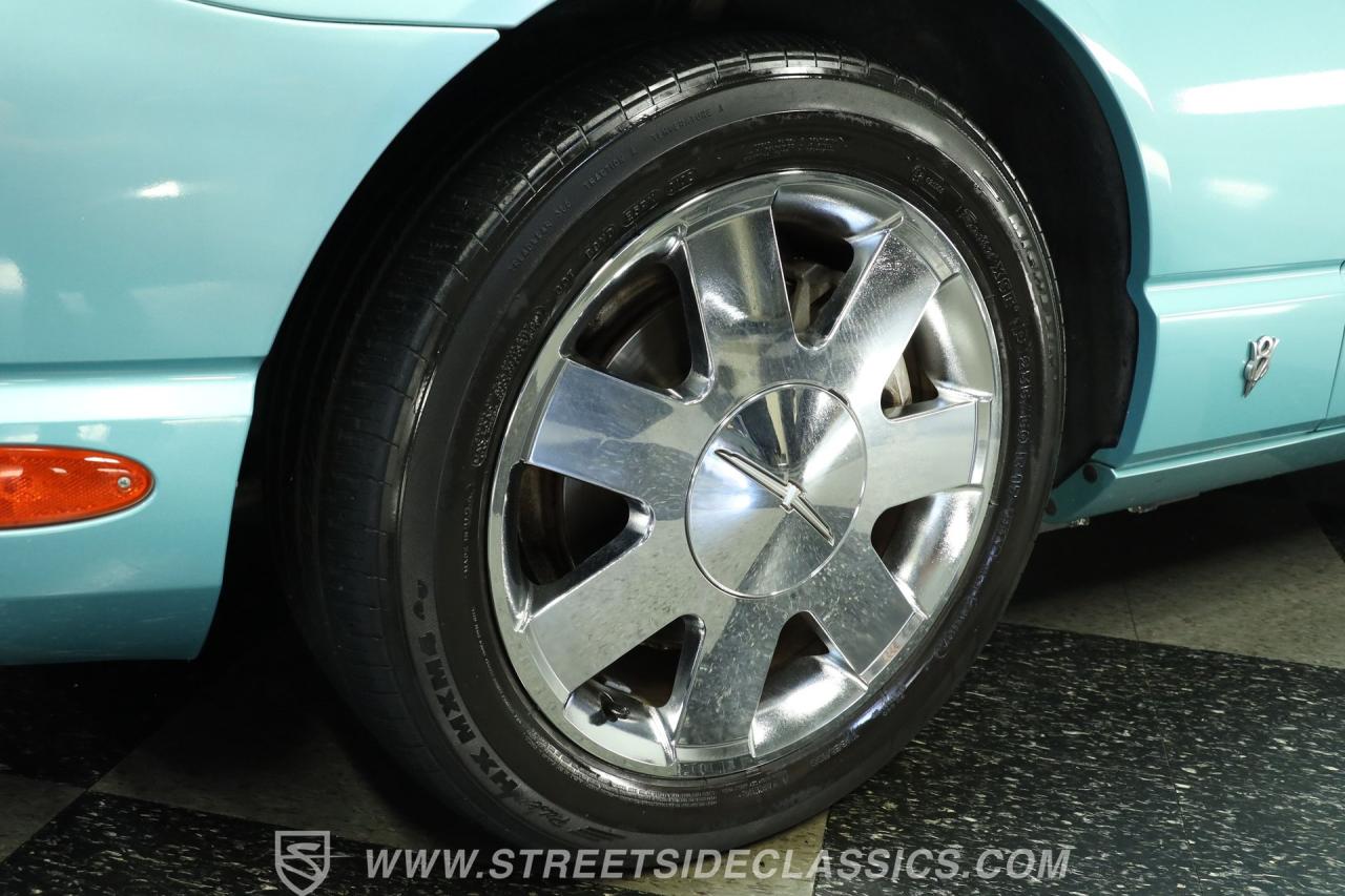 2002 Ford Thunderbird