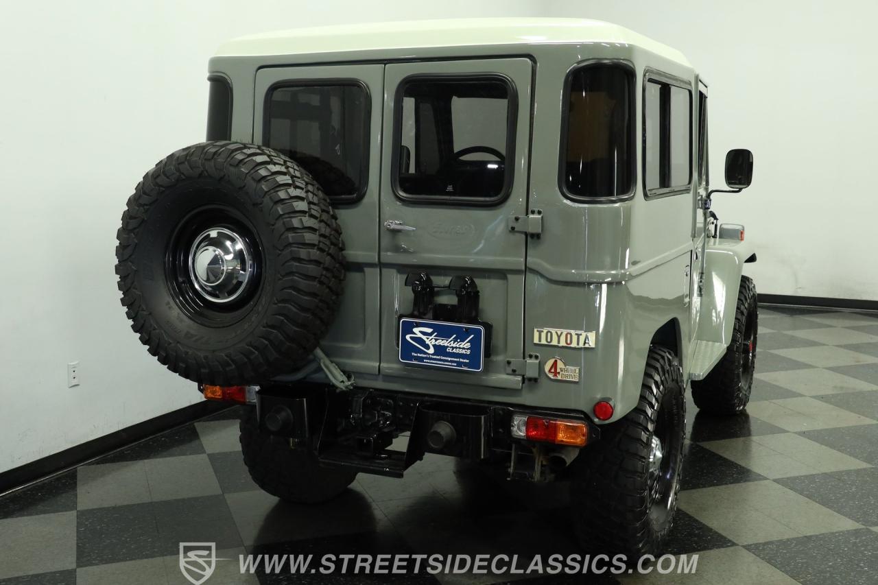 1977 Toyota FJ40 Land Cruiser