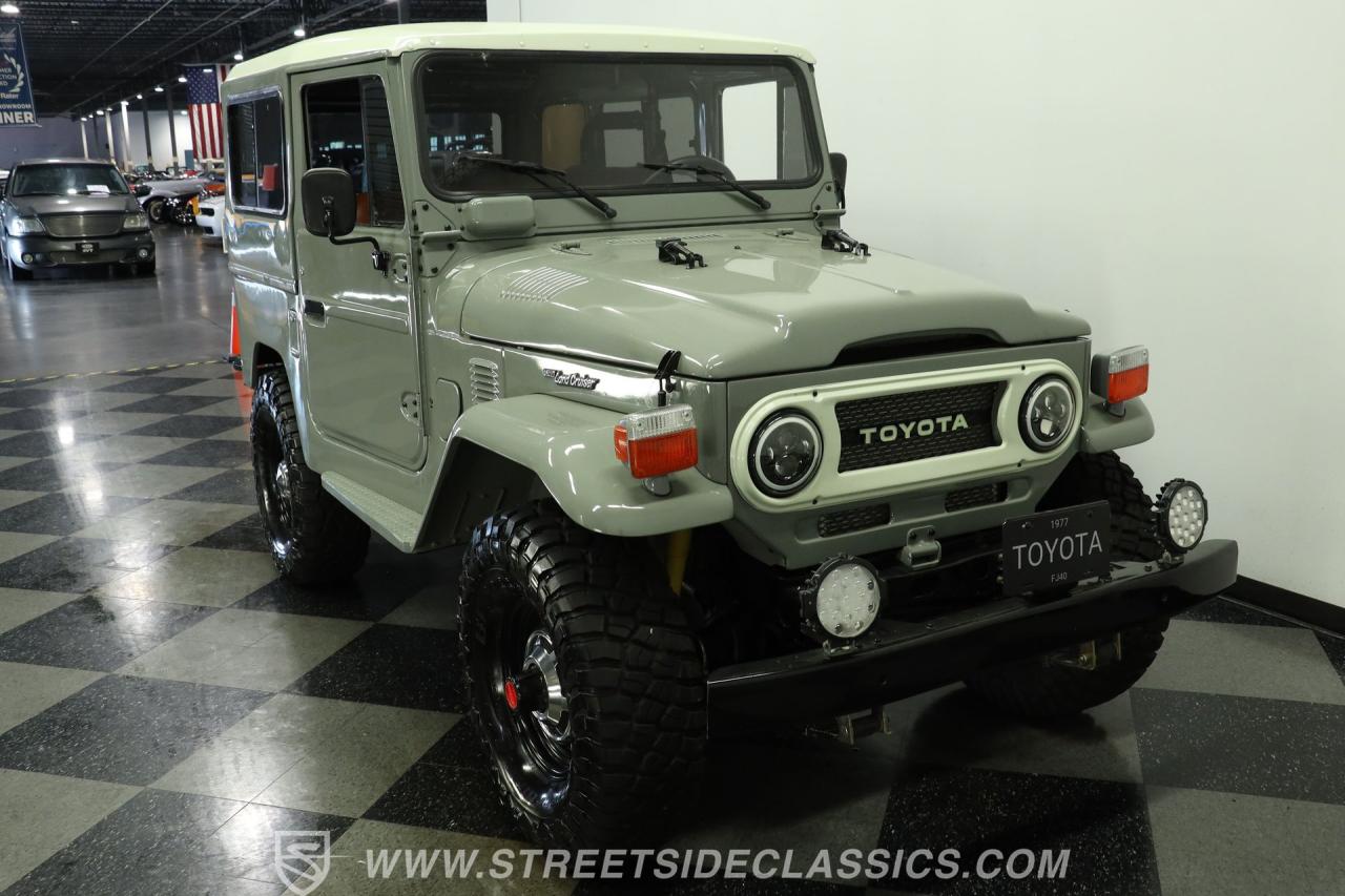 1977 Toyota FJ40 Land Cruiser