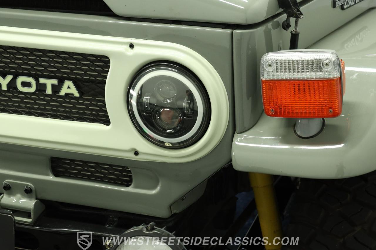 1977 Toyota FJ40 Land Cruiser