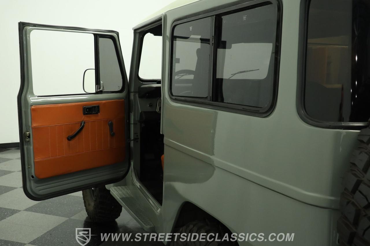 1977 Toyota FJ40 Land Cruiser