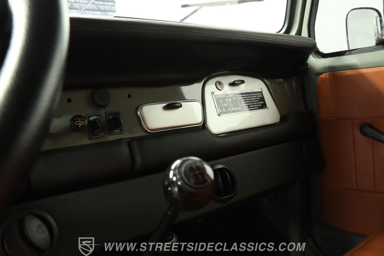 1977 Toyota FJ40 Land Cruiser