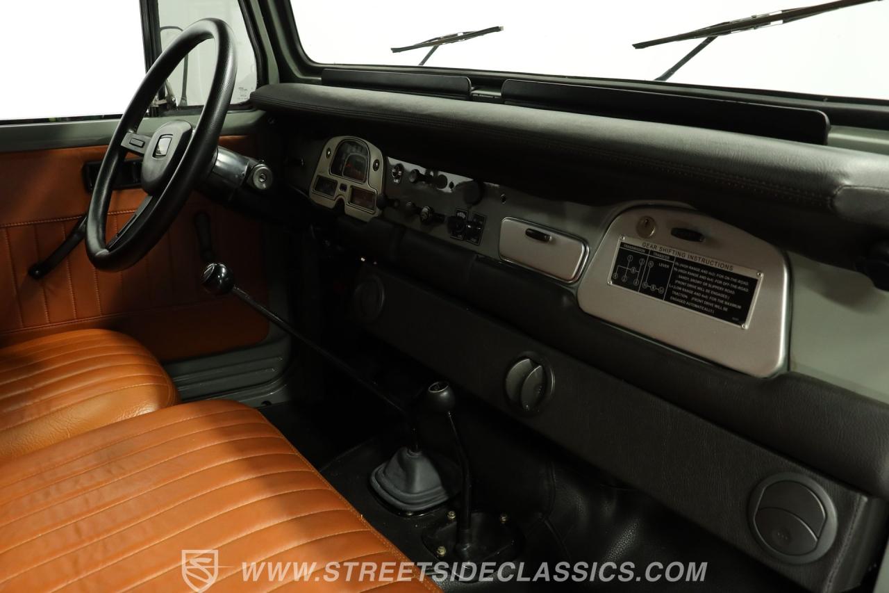 1977 Toyota FJ40 Land Cruiser