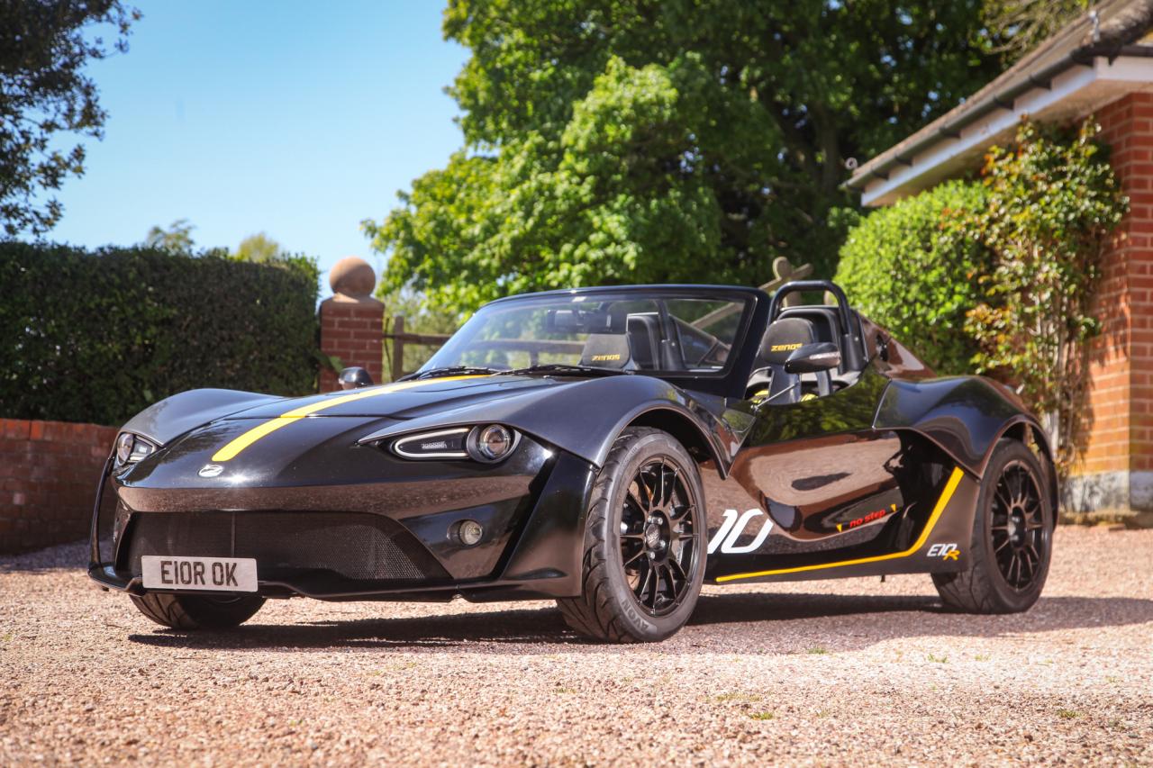 2016 Zenos E10 R