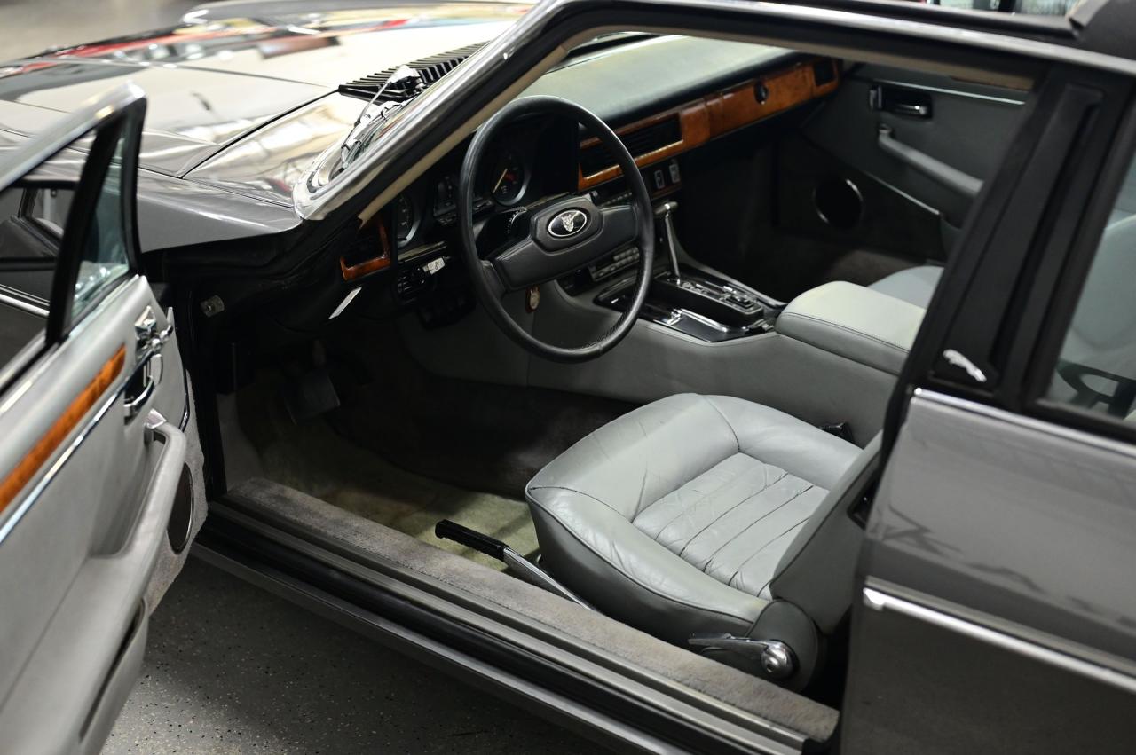 1987 Jaguar ONE OWNER XJSC