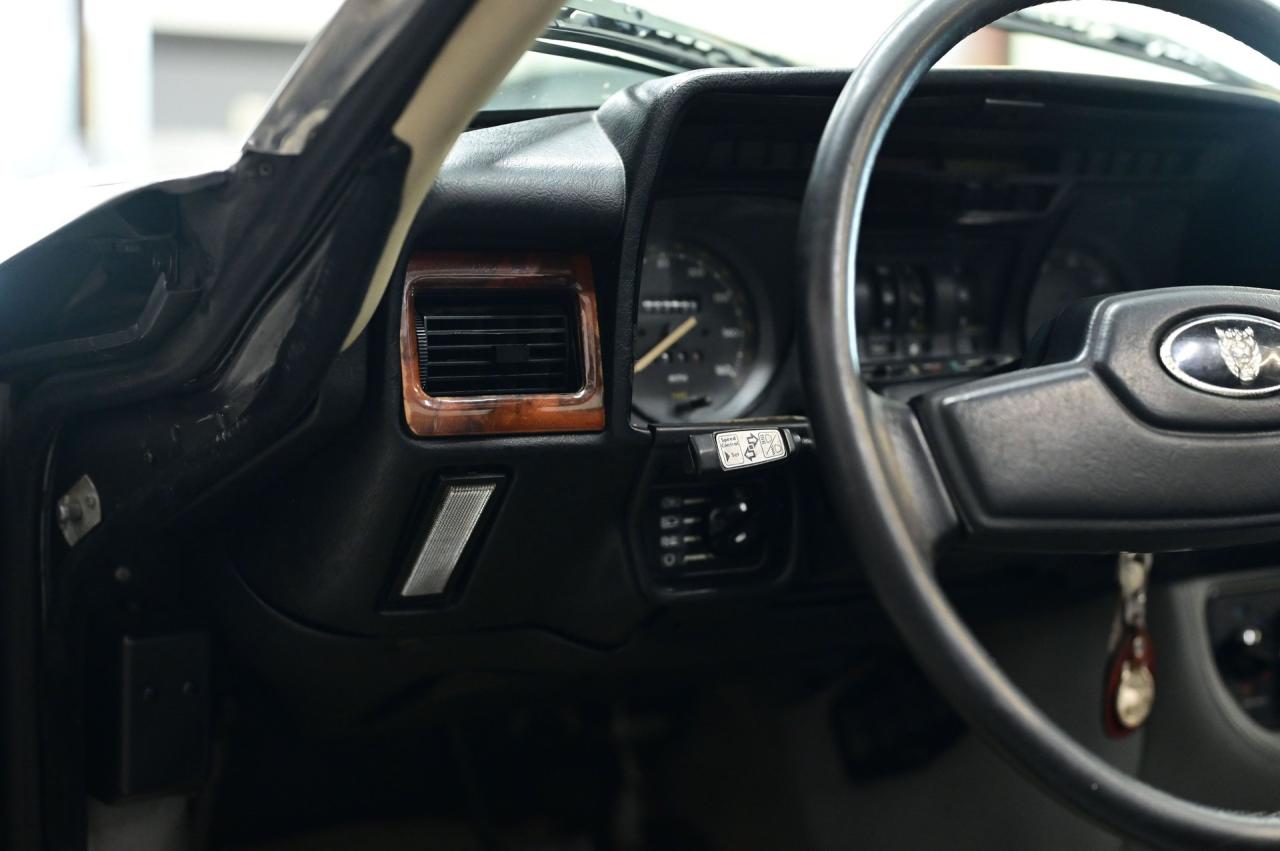 1987 Jaguar ONE OWNER XJSC