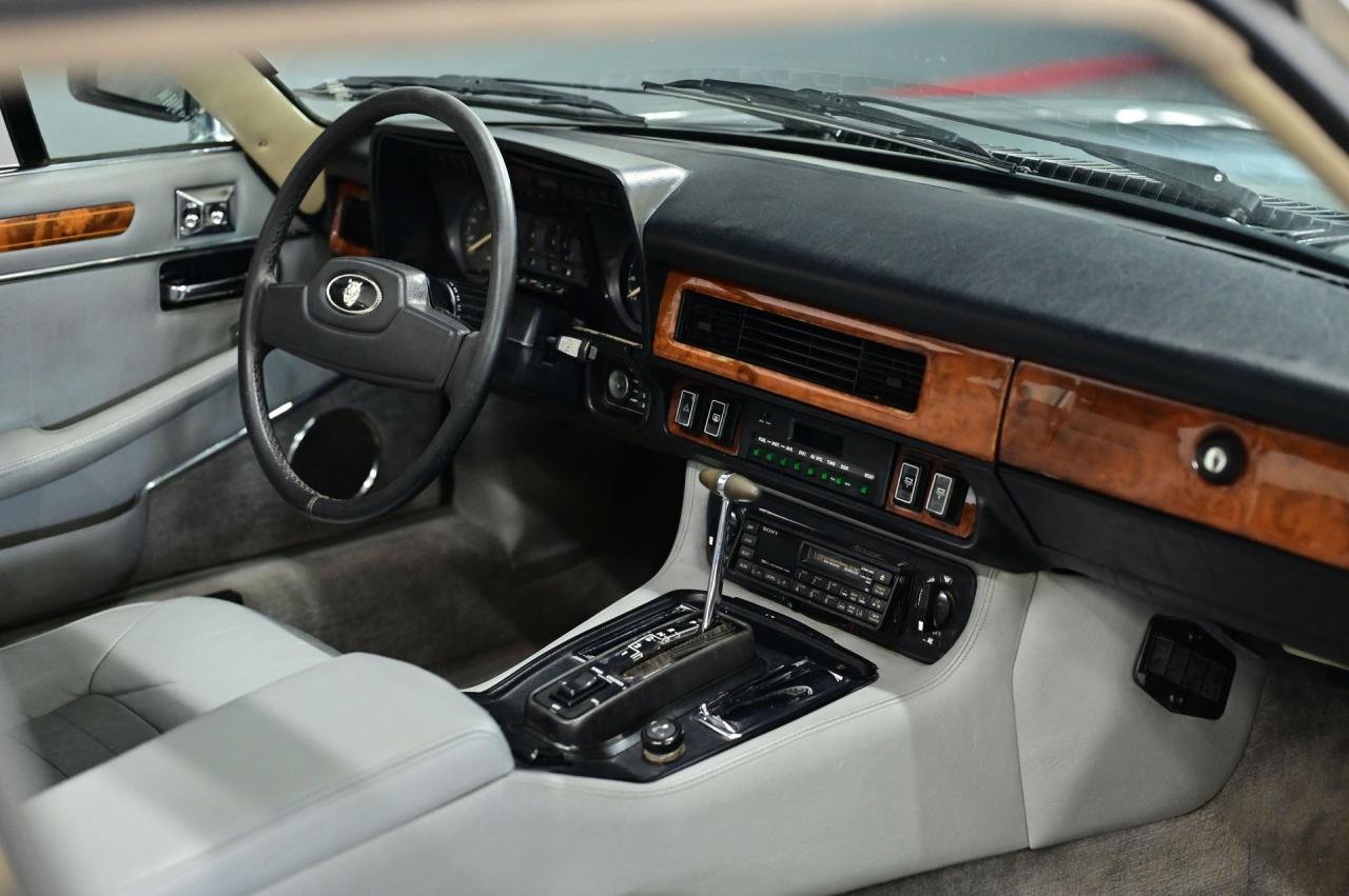 1987 Jaguar ONE OWNER XJSC