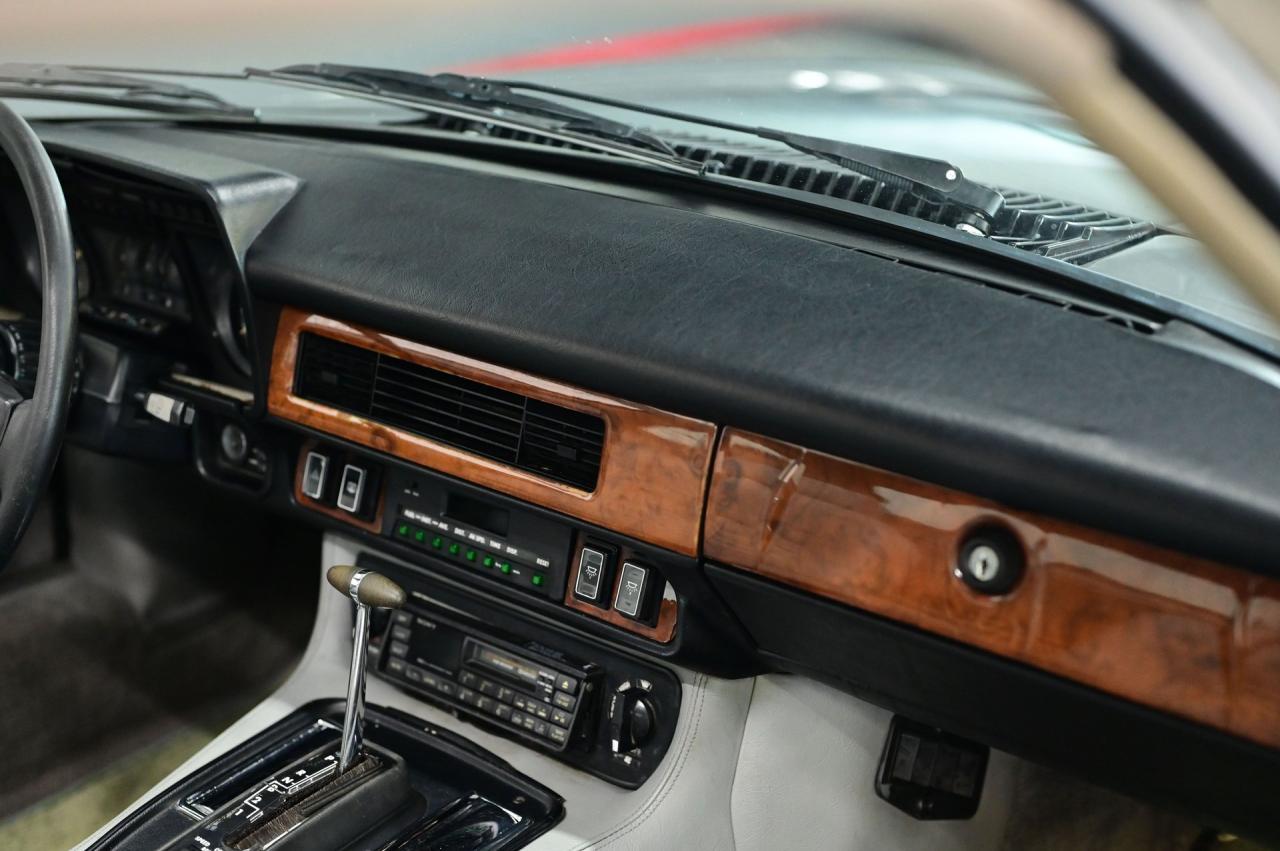 1987 Jaguar ONE OWNER XJSC