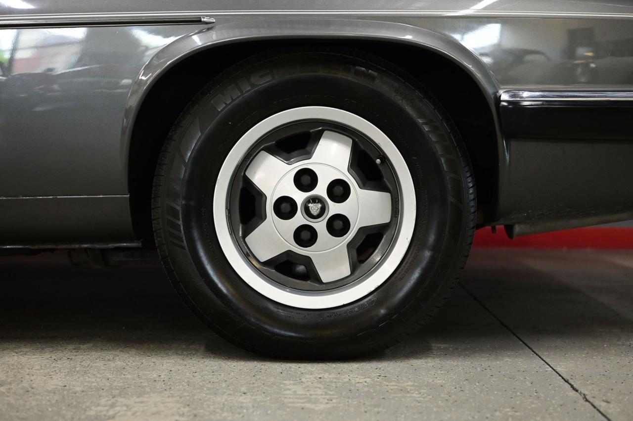 1987 Jaguar ONE OWNER XJSC
