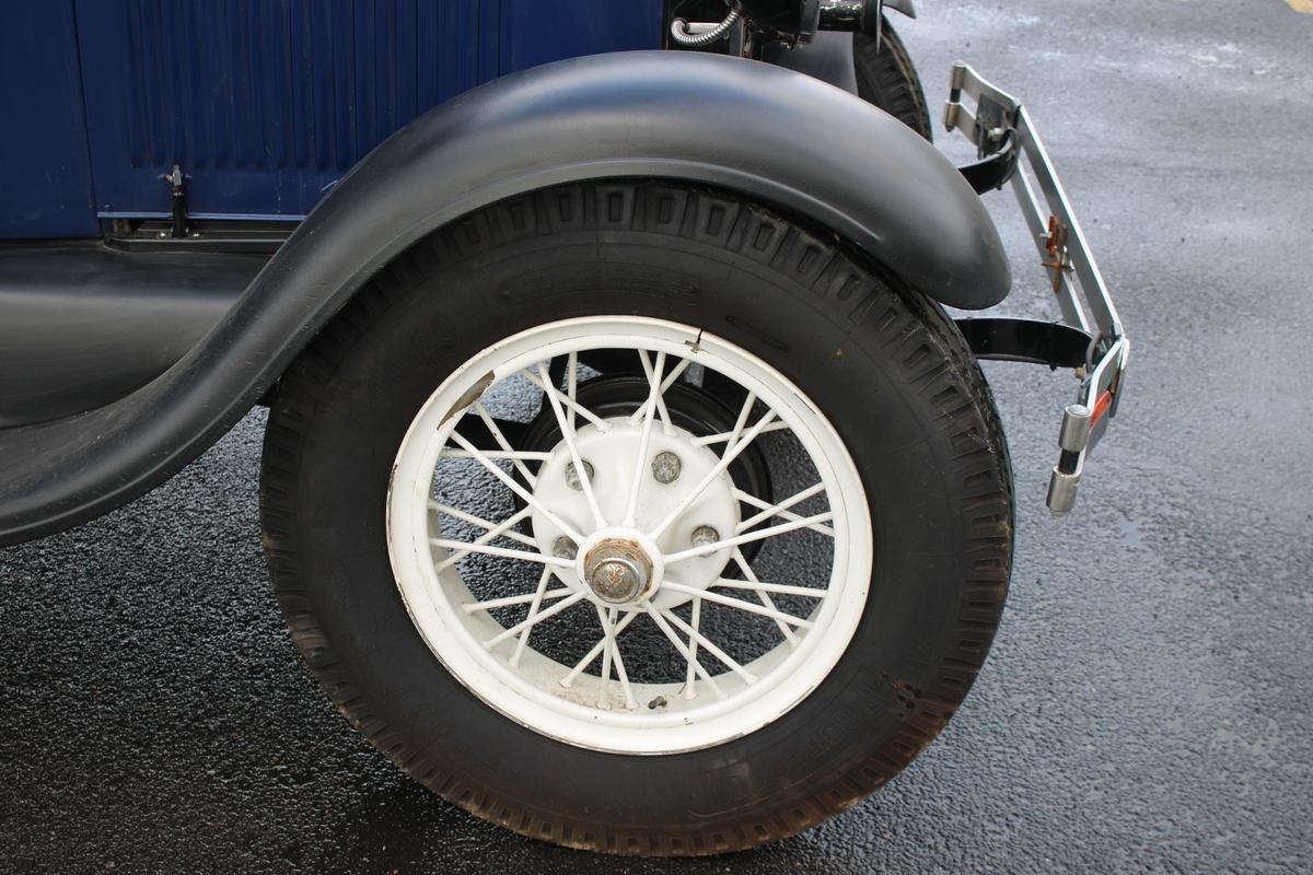 1929 Ford AA FLAT BED TRUCK