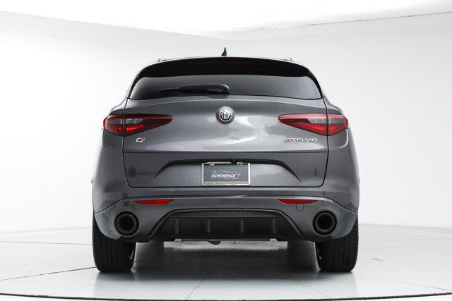 2022 Alfa Romeo Stelvio