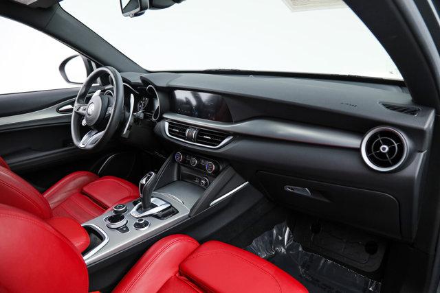 2022 Alfa Romeo Stelvio