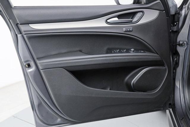 2022 Alfa Romeo Stelvio