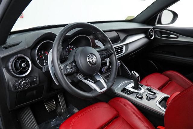 2022 Alfa Romeo Stelvio