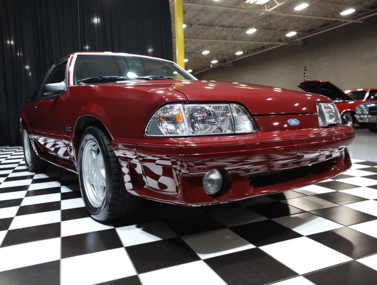 1990 Ford Mustang