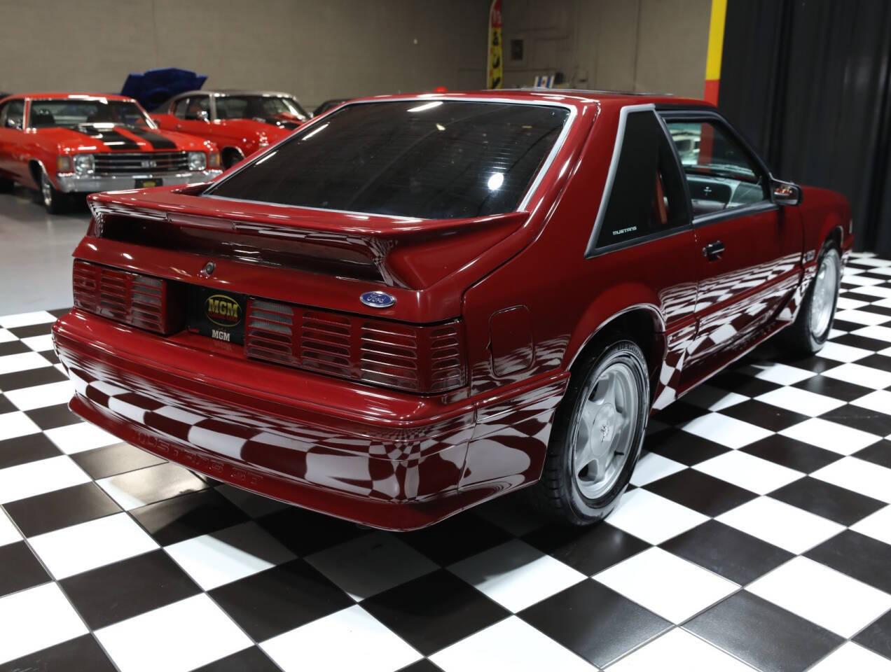 1990 Ford Mustang