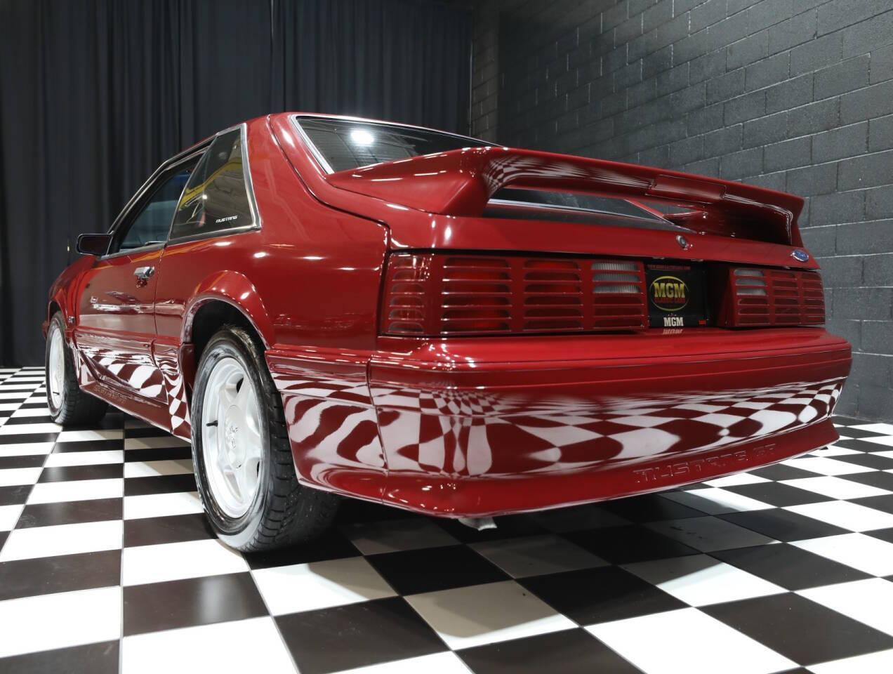 1990 Ford Mustang