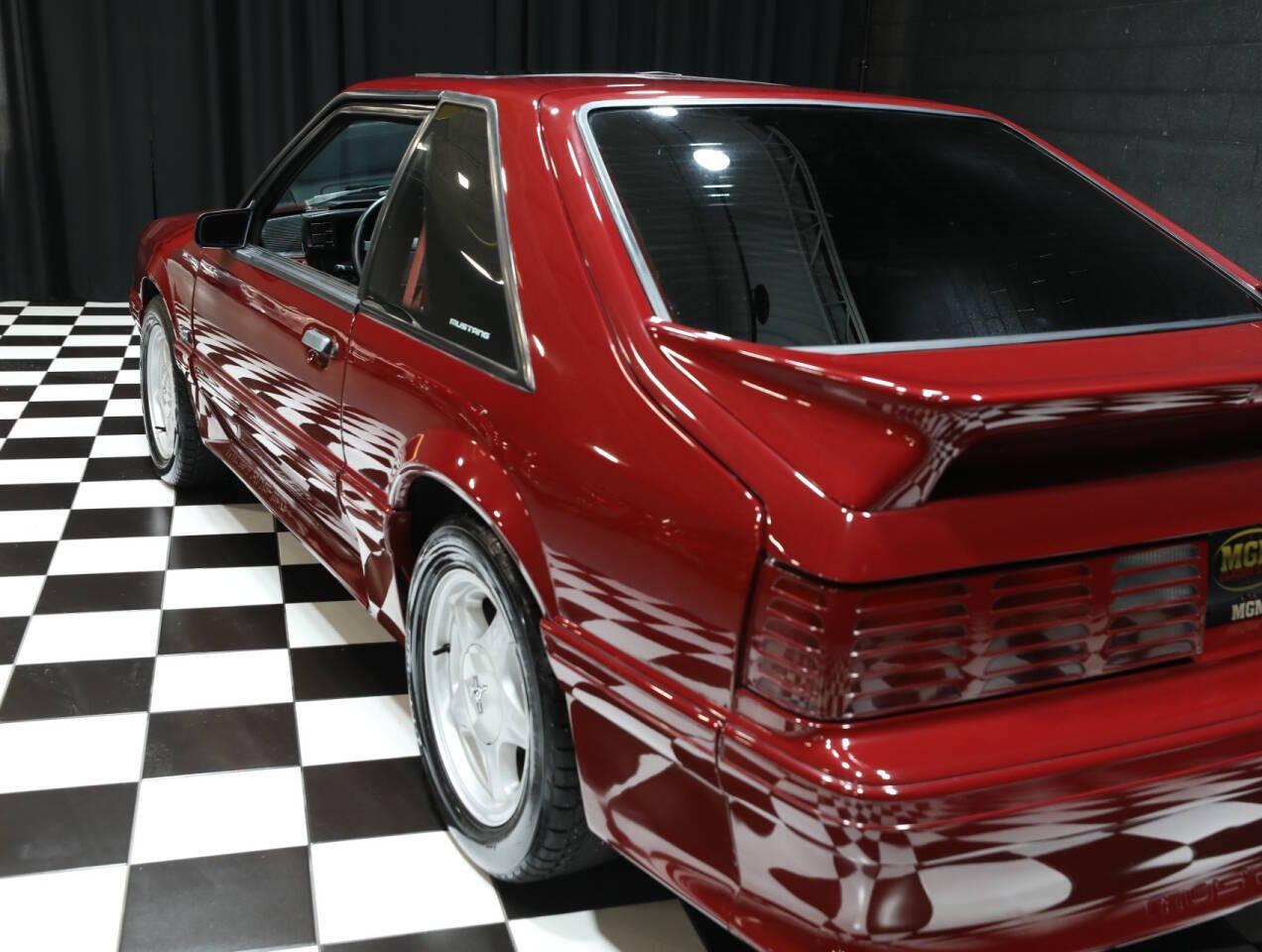 1990 Ford Mustang