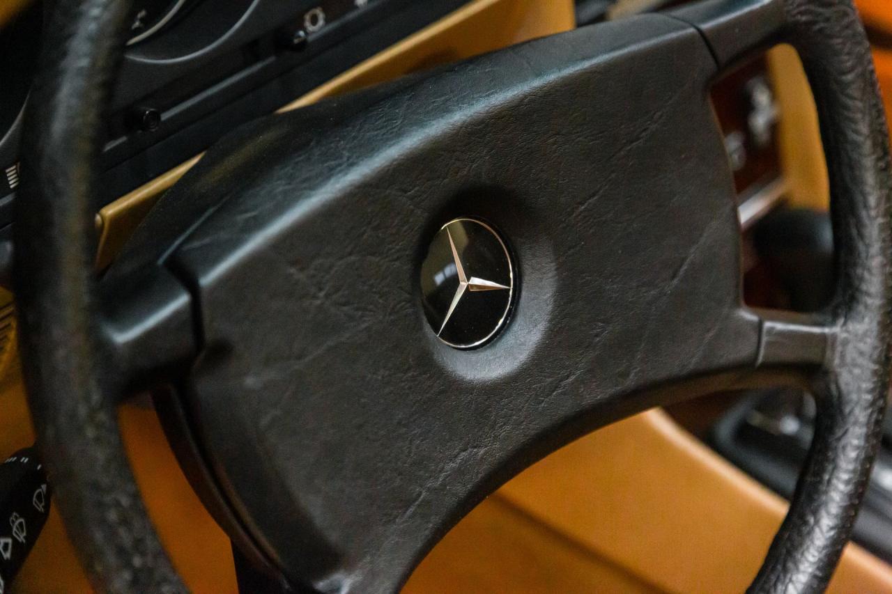1984 Mercedes - Benz 38222 ONE OWNER 380 SL