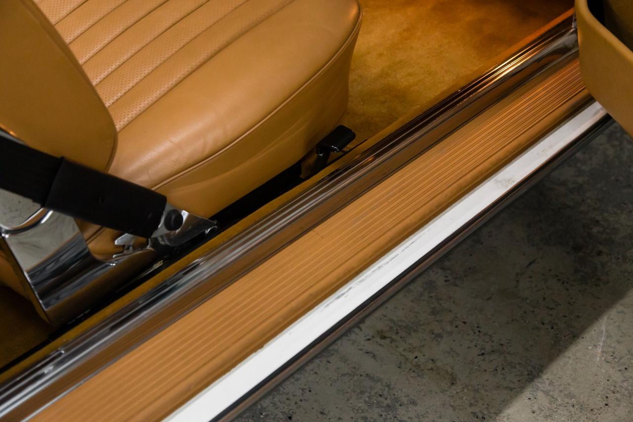 1984 Mercedes - Benz 38222 ONE OWNER 380 SL