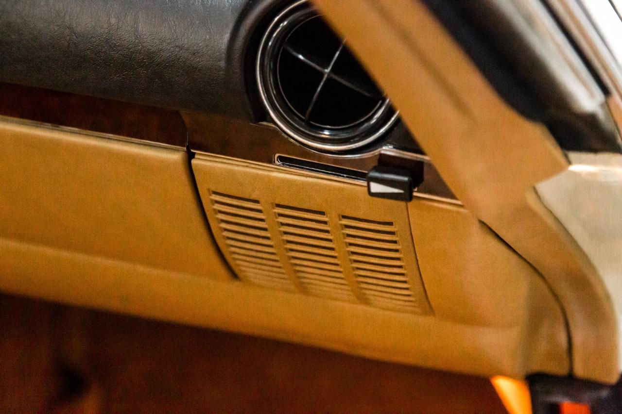 1984 Mercedes - Benz 38222 ONE OWNER 380 SL