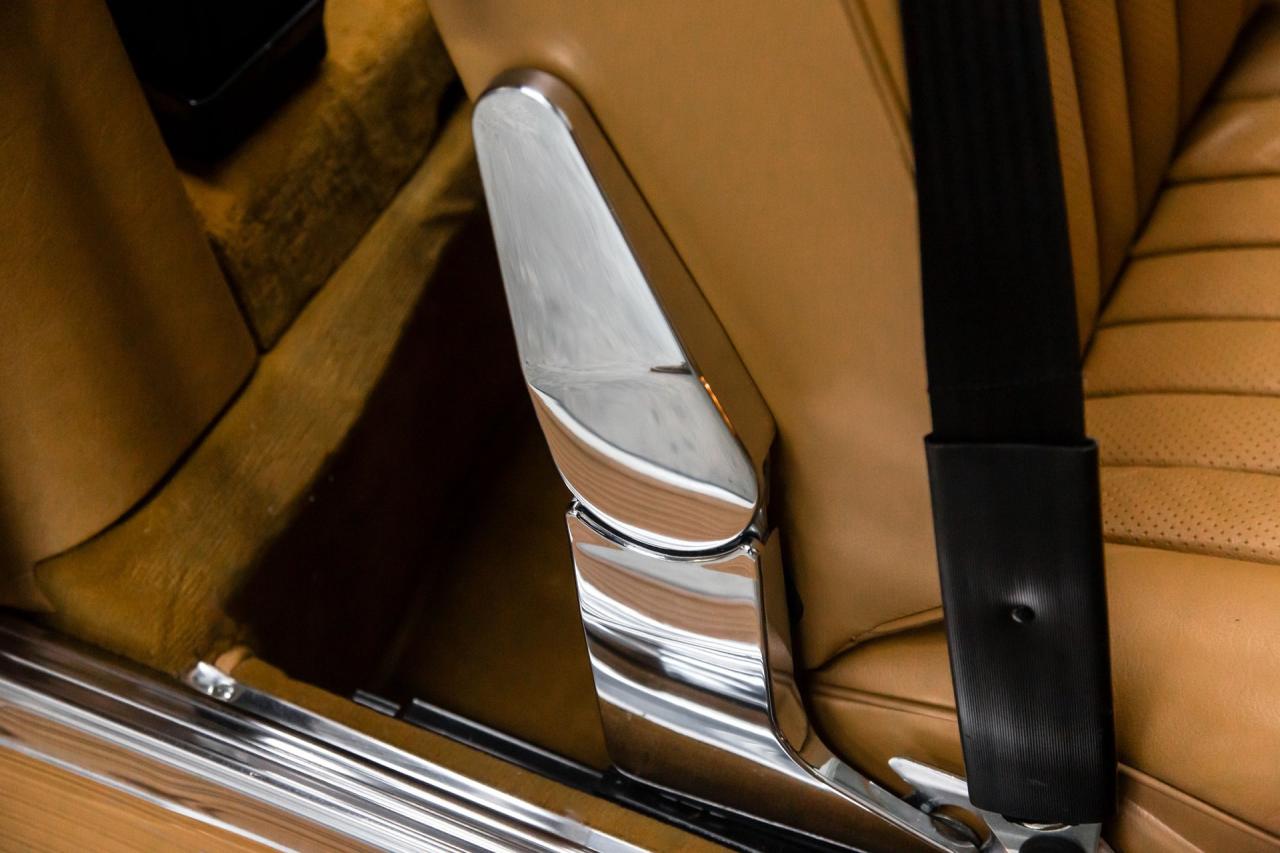 1984 Mercedes - Benz 38222 ONE OWNER 380 SL