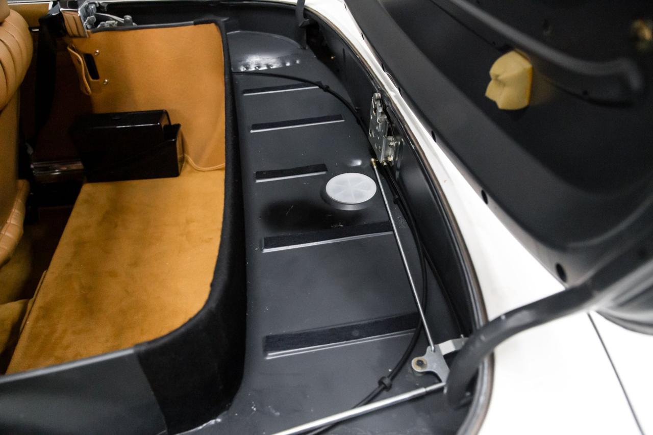 1984 Mercedes - Benz 38222 ONE OWNER 380 SL