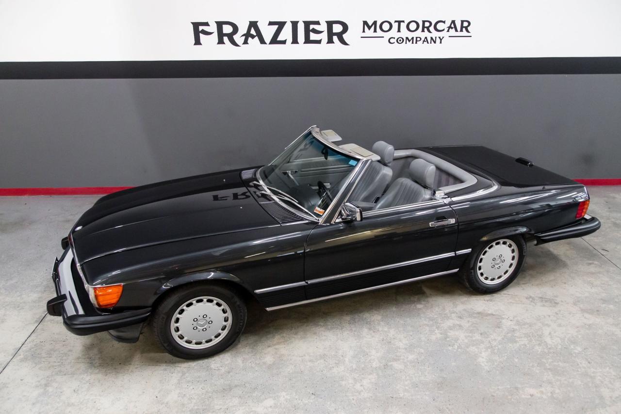 1988 Mercedes - Benz one owner 560 SL