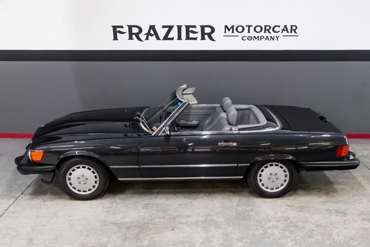 1988 Mercedes - Benz one owner 560 SL