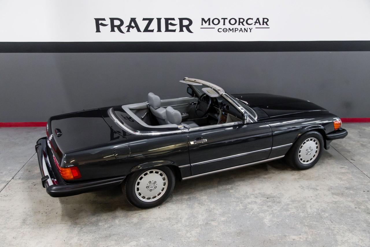 1988 Mercedes - Benz one owner 560 SL