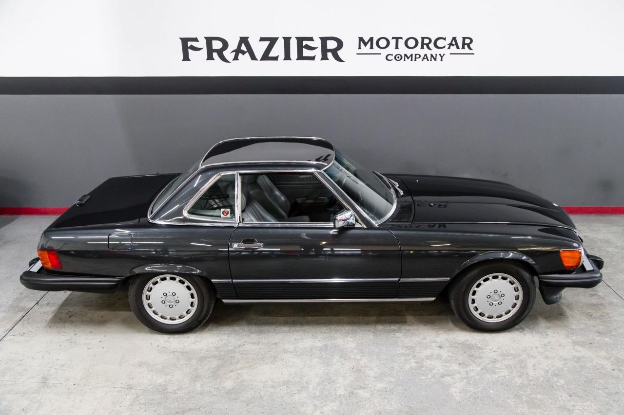 1988 Mercedes - Benz one owner 560 SL