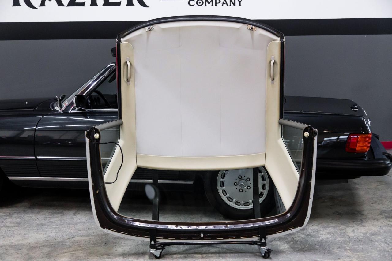 1988 Mercedes - Benz one owner 560 SL
