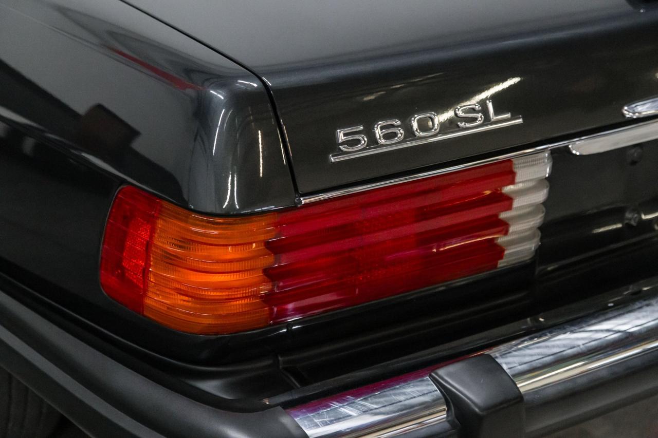 1988 Mercedes - Benz one owner 560 SL