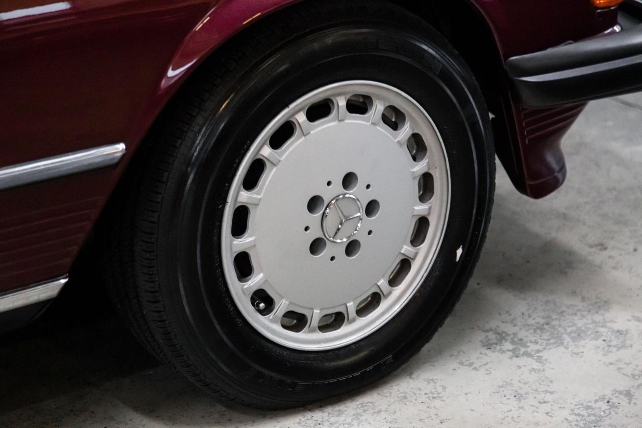 1986 Mercedes - Benz 560 SL