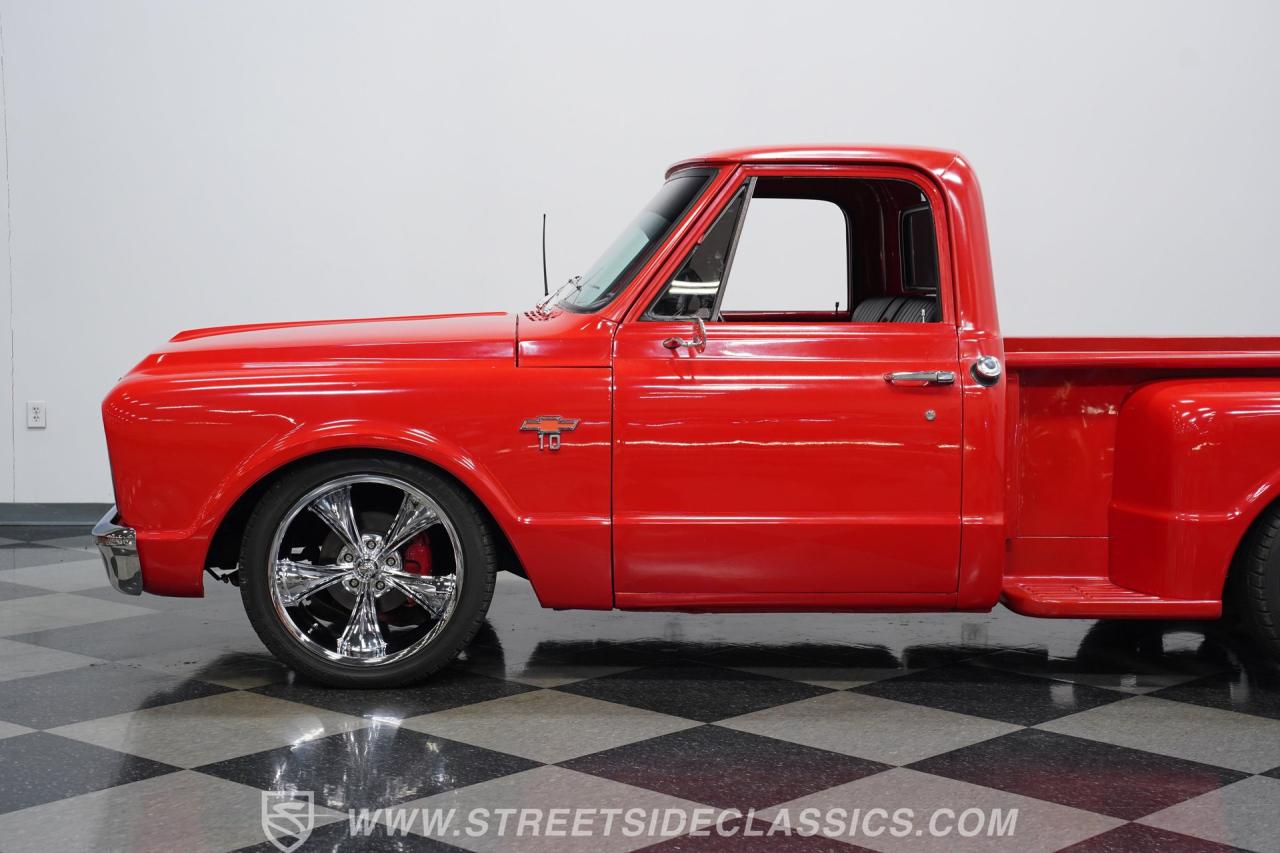 1967 Chevrolet C10 Stepside LS Restomod