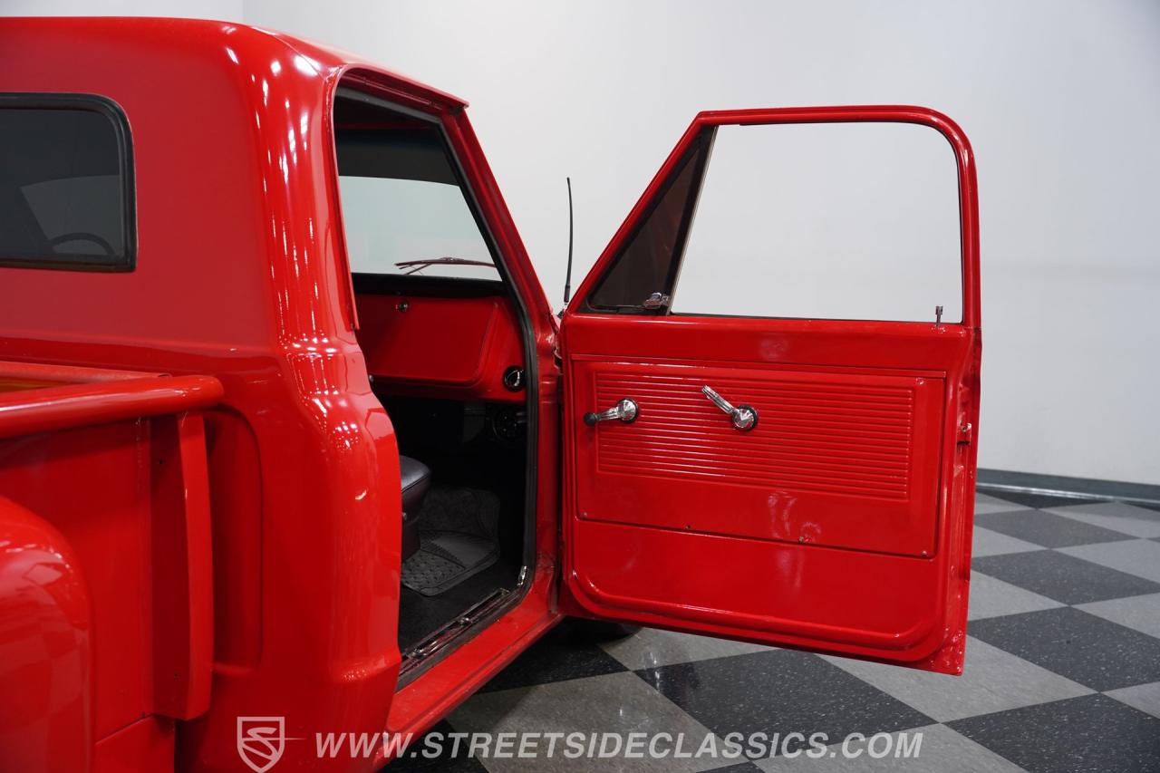 1967 Chevrolet C10 Stepside LS Restomod