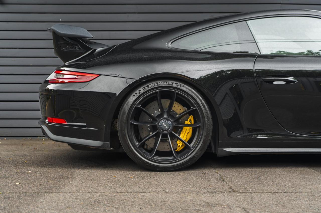 2017 Porsche 911 (991.2) GT3 CLUBSPORT